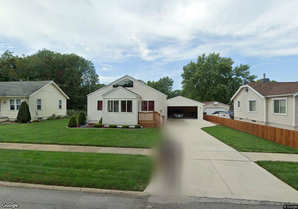 3404 52nd St, Des Moines, IA 50310 - photo 1