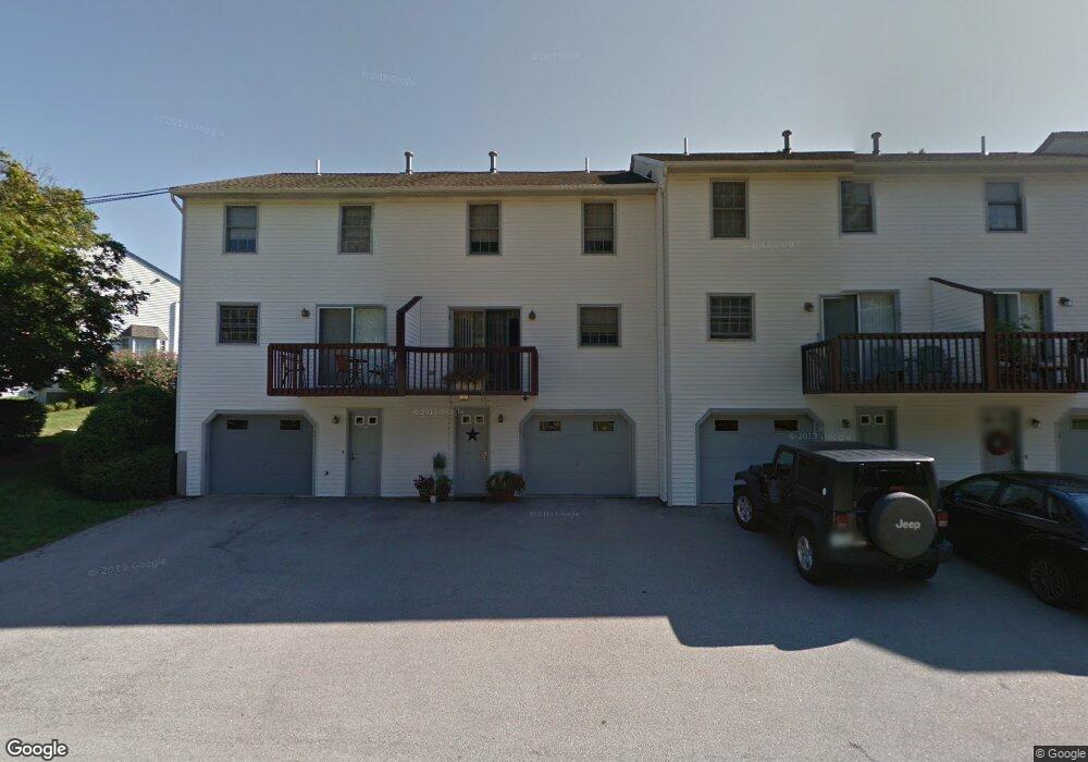 54 Lochmere Ln unit U397, Nashua, NH 03063 - photo 1