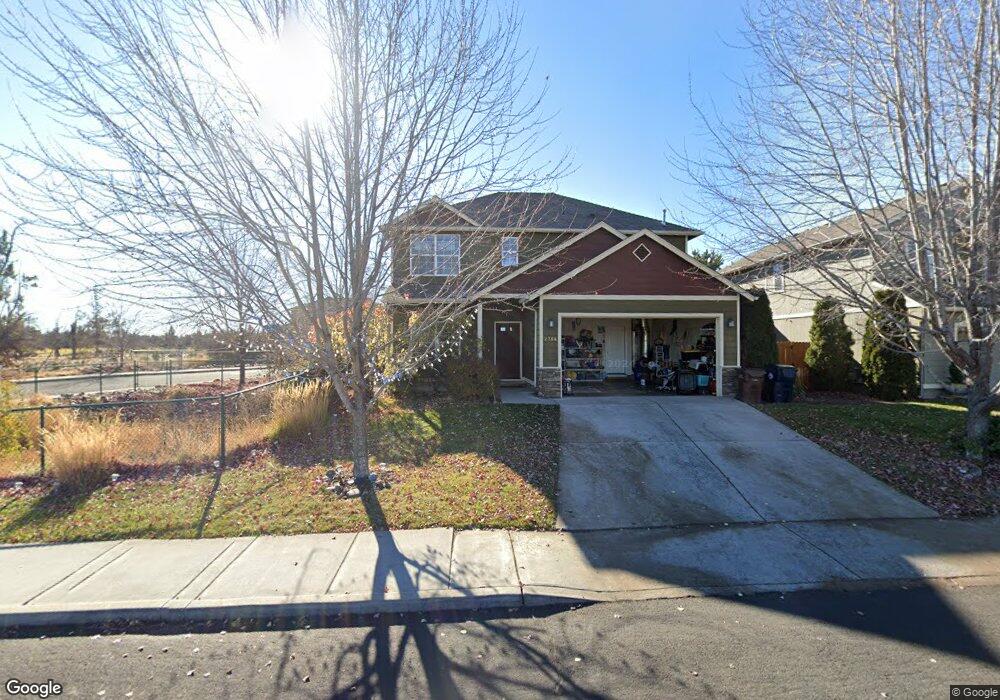 2784 NE 6th Dr, Redmond, OR 97756 - photo 1