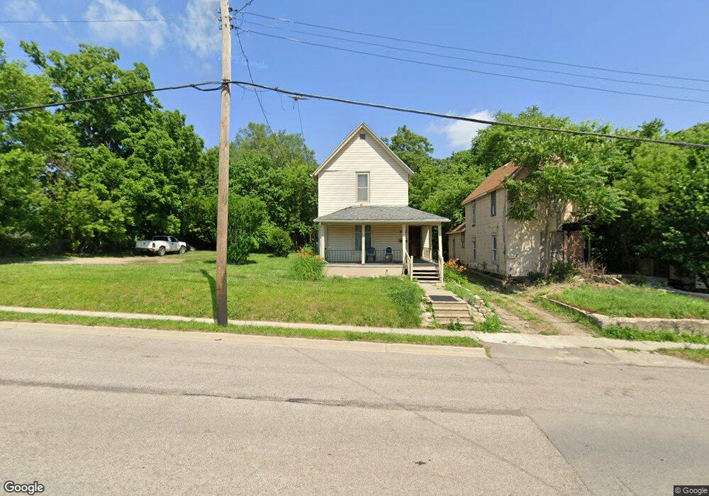 1110 W Court St, Flint, MI 48503 - photo 1