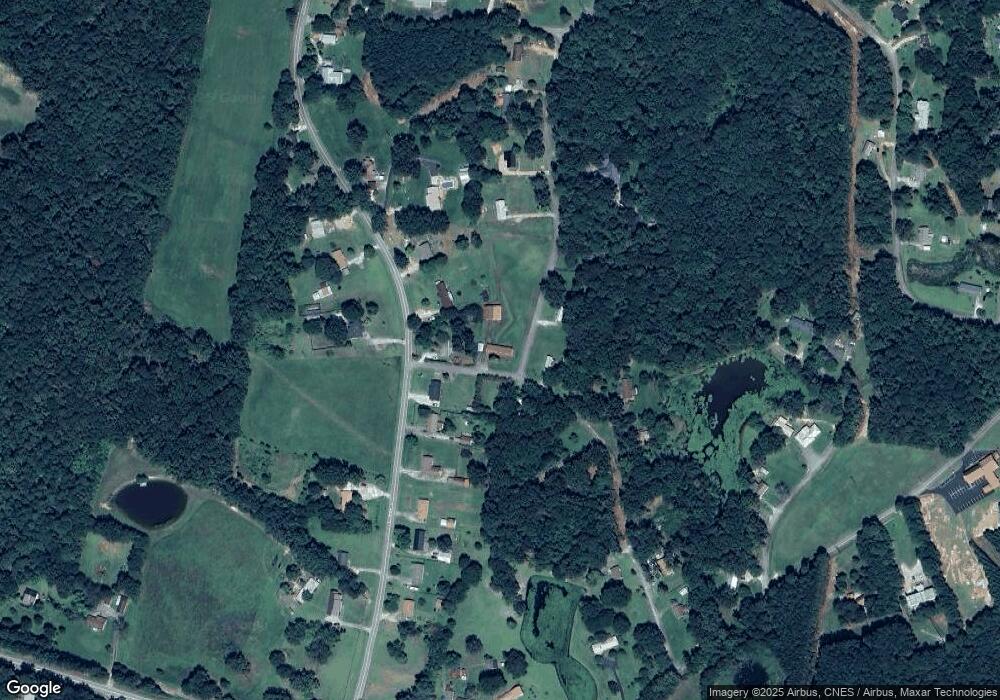 1622 Brady Dr, Elberton, GA 30635 - photo 1