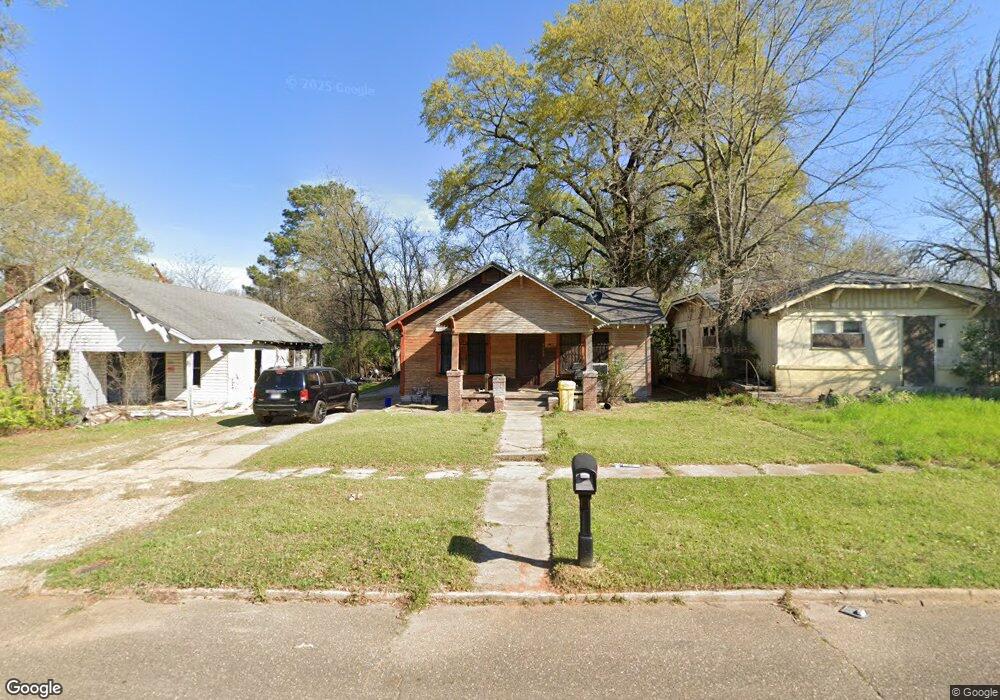 2010 W 15th St, Texarkana, TX 75501 - photo 1