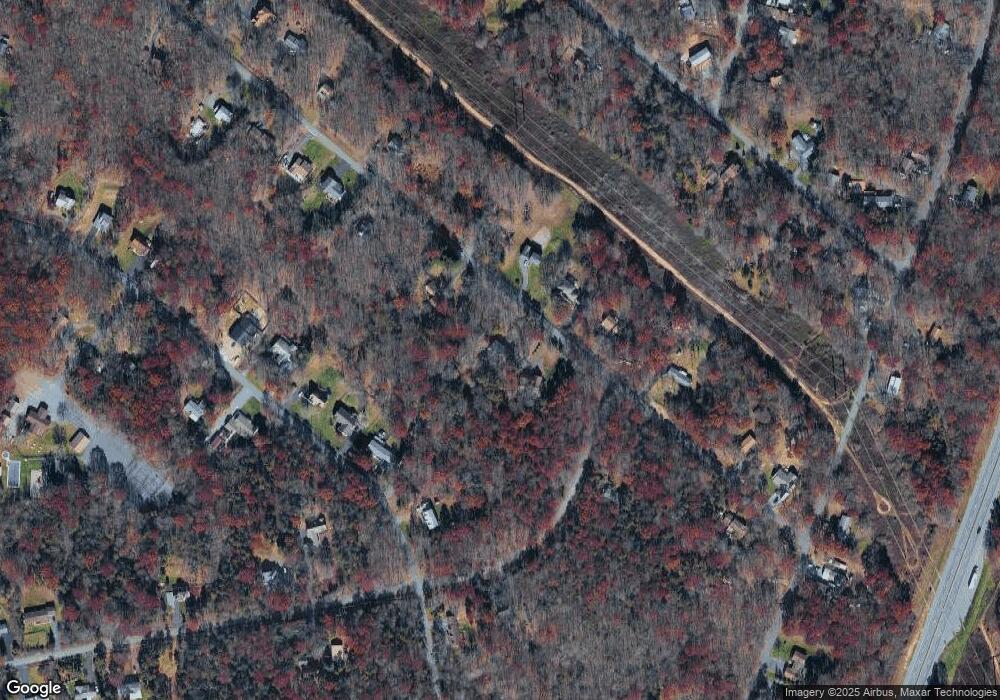 106 Pinoak Dr, Jim Thorpe, PA 18229 - photo 1