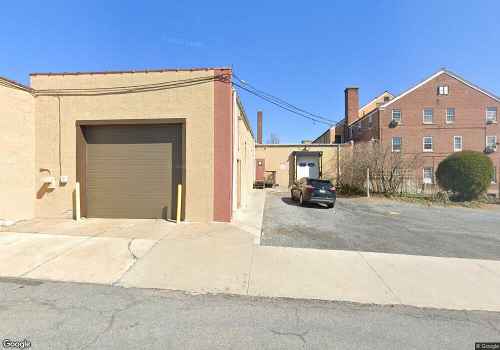 231R Franklin St, Reading, PA 19602 - photo 1