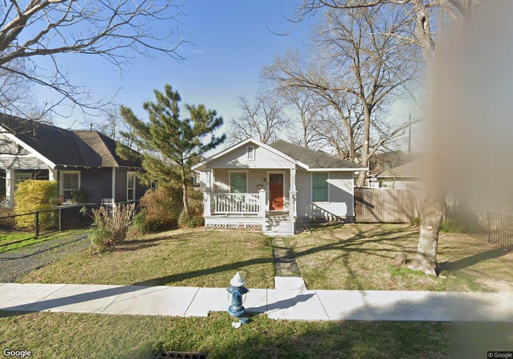 833 E 25th St, Houston, TX 77009 - photo 1