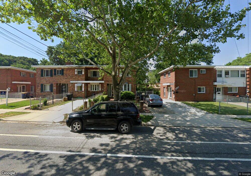 951 Owens Rd, Oxon Hill, MD 20745 - photo 1