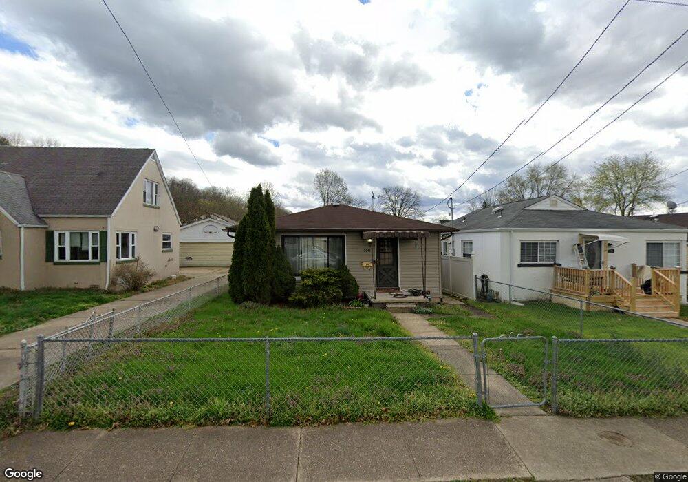 558 20th St, Dunbar, WV 25064 - photo 1