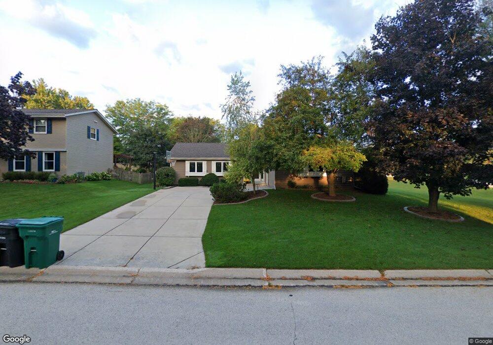 W152N7739 Countryside Dr, Menomonee Falls, WI 53051 - photo 1