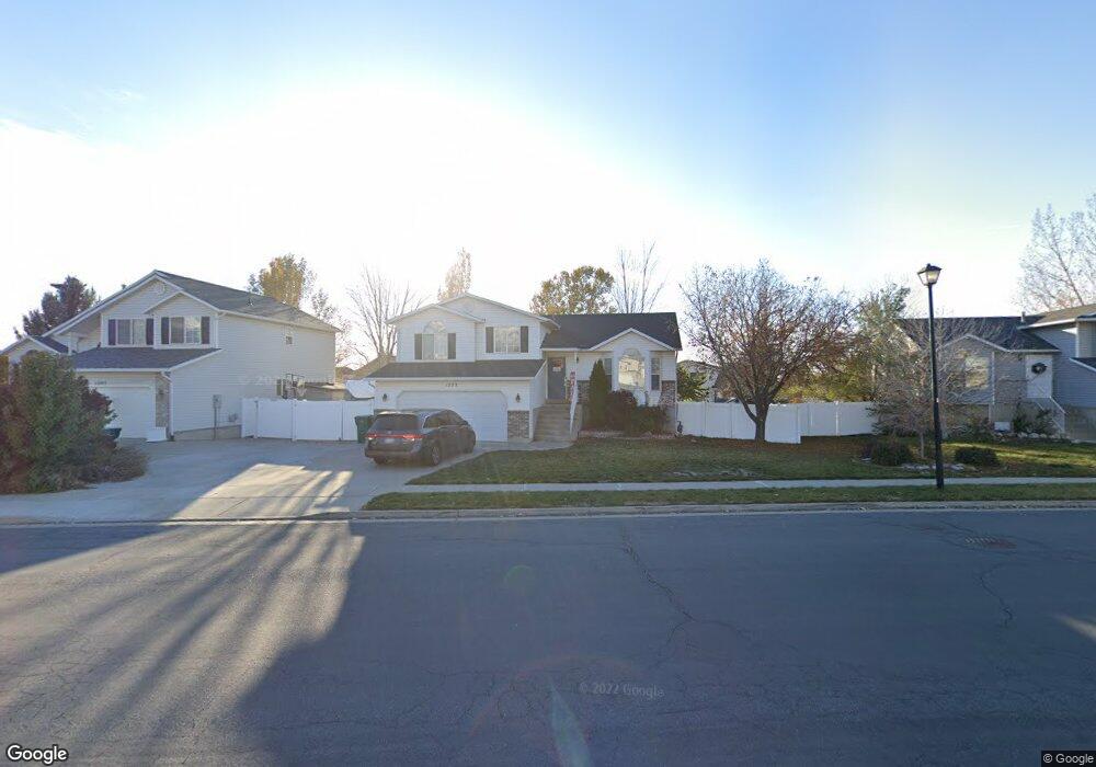 1323 N 2525 W, Layton, UT 84041 - photo 1