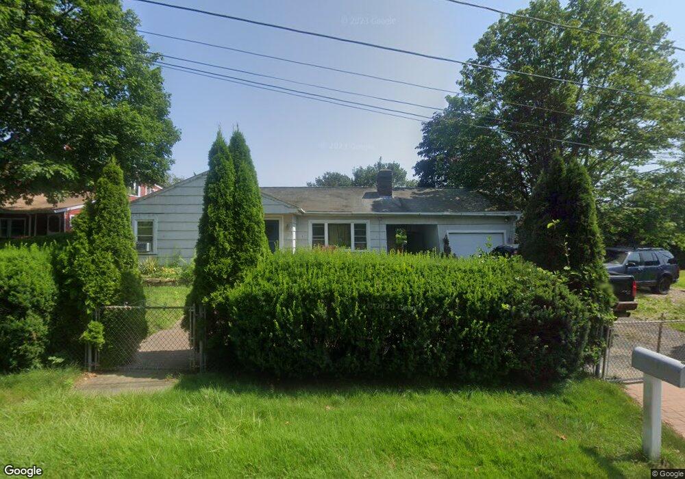 19 Hacker St, Fairhaven, MA 02719 - photo 1