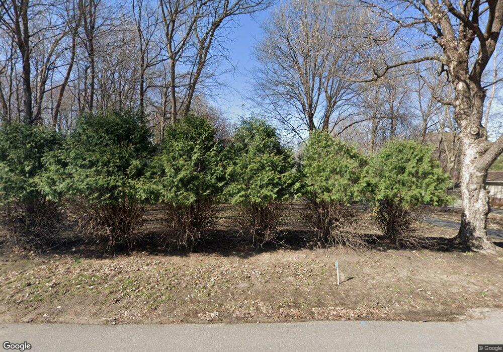 27660 Woodside Rd, Excelsior, MN 55331 - photo 1