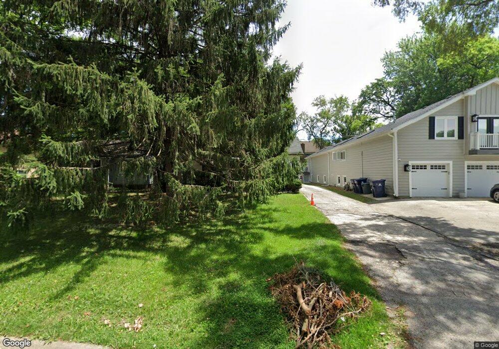 816 N Sleight St, Naperville, IL 60563 - photo 1