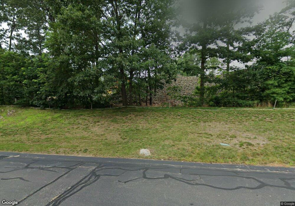 1301 Hunting Hill Dr, Cumberland, RI 02864 - photo 1