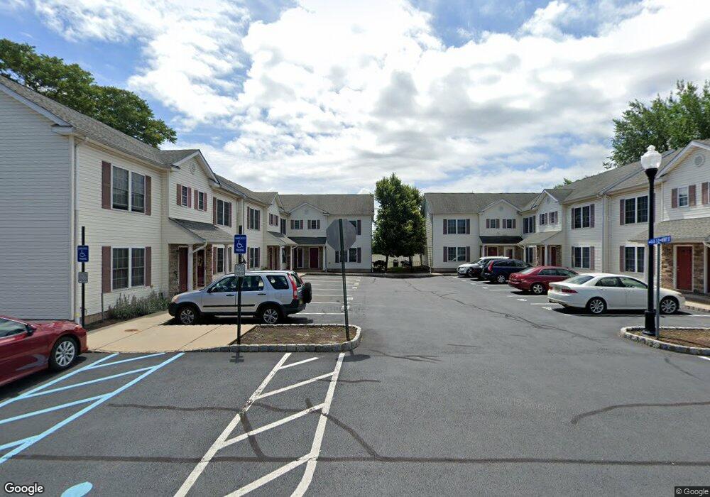 8 Henry St, Franklin Township, NJ 08873 - photo 1