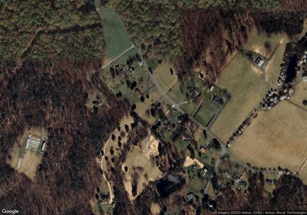 2536 Lake Albemarle Rd, Charlottesville, VA 22901 - photo 1