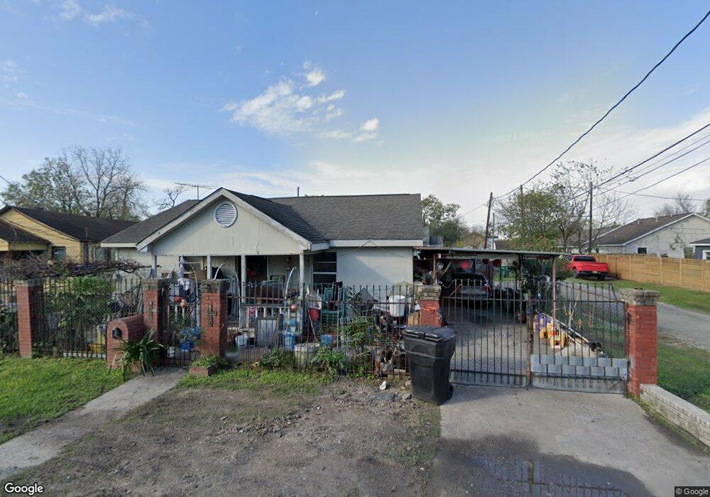 3207 Kirk St unit 5, Houston, TX 77026 - photo 1