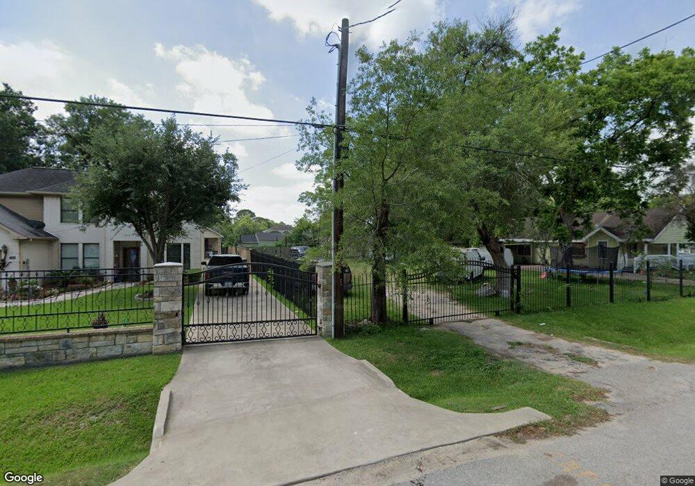 2038 Mcclelland St, Houston, TX 77093 - photo 1