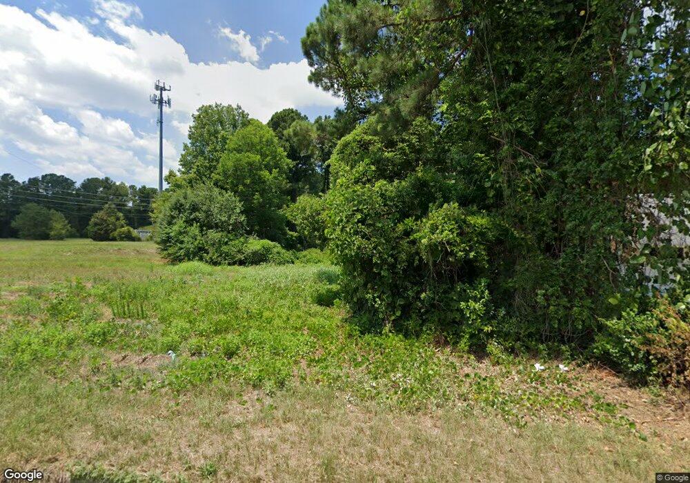 1010 Weiss Ave, Fayetteville, NC 28305 - photo 1