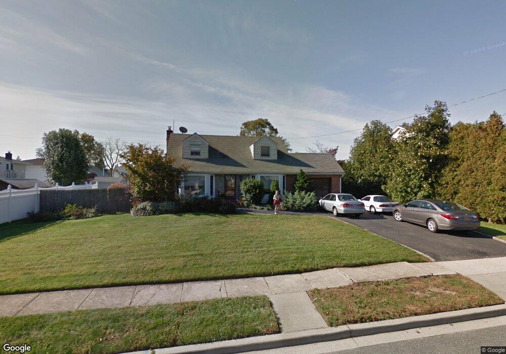 11 Floral Ave, Bethpage, NY 11714 - photo 1