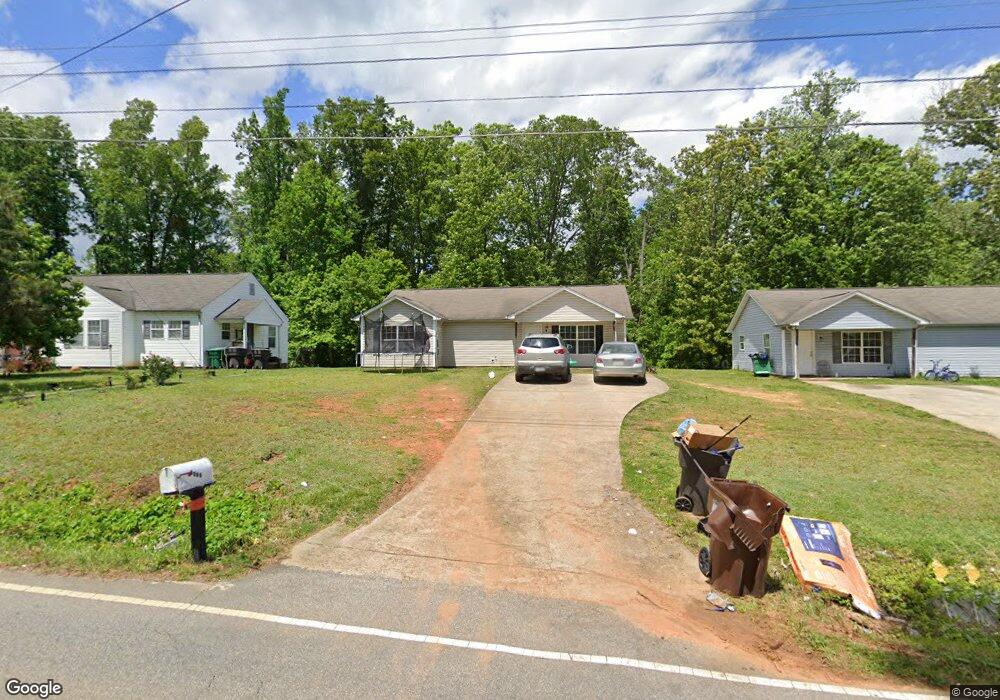 2811 Triangle Lake Rd, High Point, NC 27260 - photo 1