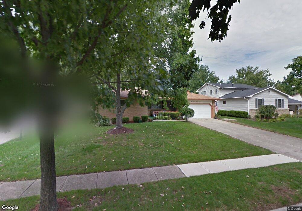 1934 Faymeadow Ave, Columbus, OH 43229 - photo 1