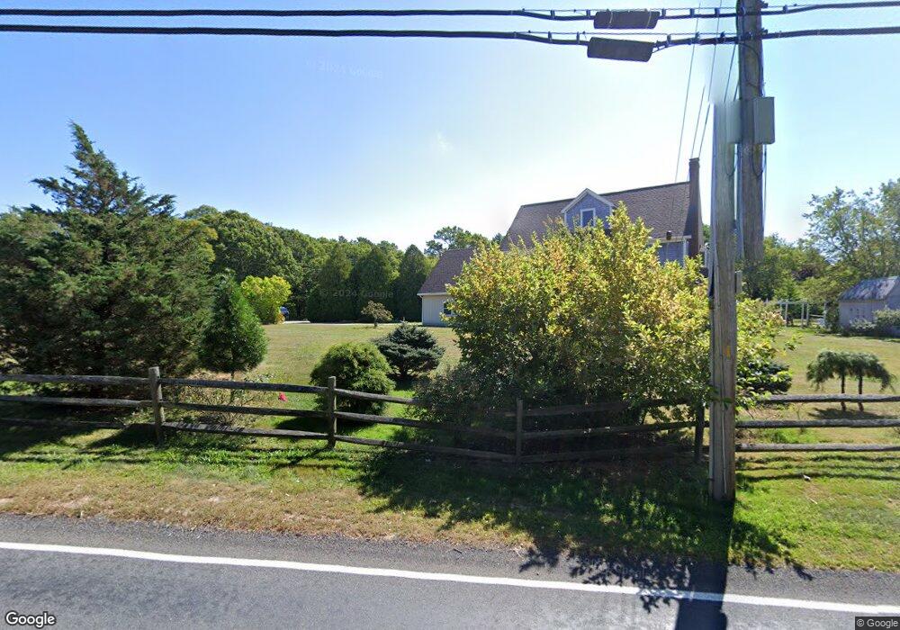 569 Old Barnstable Rd unit B, Falmouth, MA 02536 - photo 1