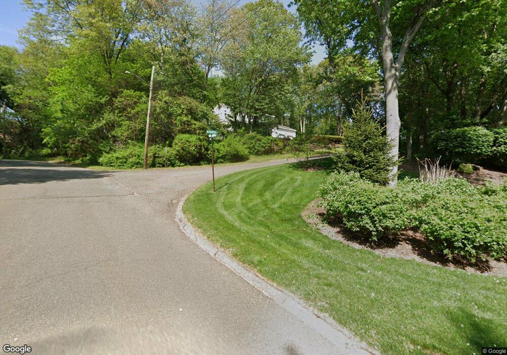 110 Gray Rock Rd, Trumbull, CT 06611 - photo 1