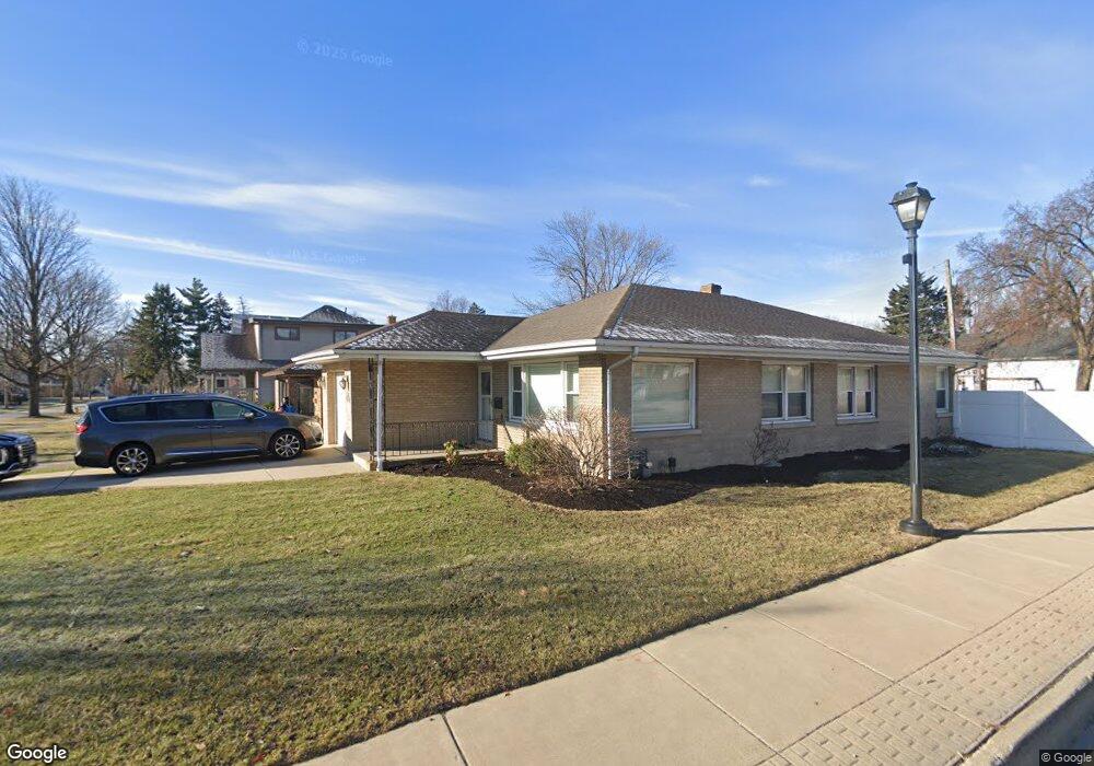 278 N Walnut St, Elmhurst, IL 60126 - photo 1