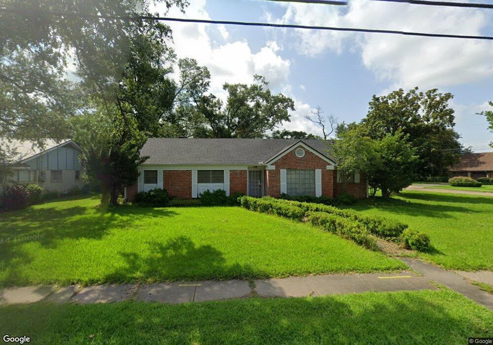 413 University Dr, Lake Charles, LA 70605 - photo 1