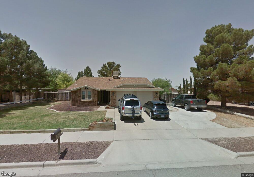 355 Cross River Rd, Horizon City, TX 79928 - photo 1