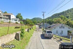 53 Front St, Gauley Bridge, WV 25085
