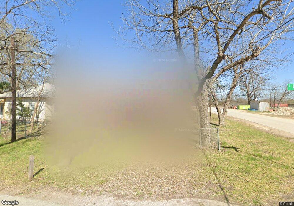 693 E Camp St, New Braunfels, TX 78130 - photo 1