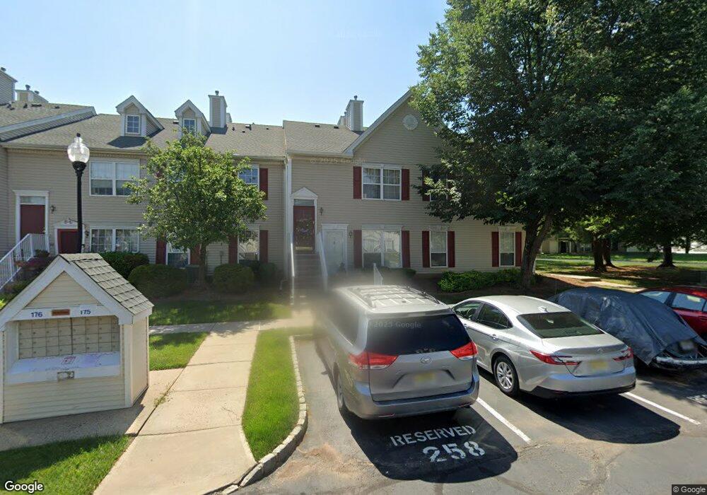 6 Columbus Dr unit D2, Franklin Park, NJ 08823 - photo 1