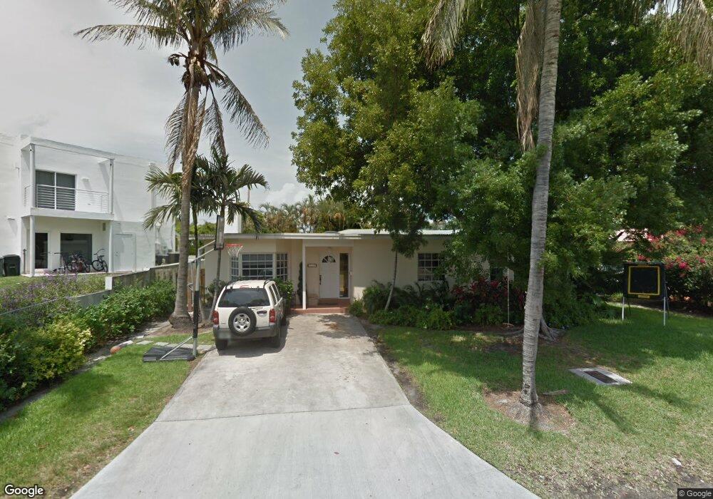 715 Curtiswood Dr, Key Biscayne, FL 33149 - photo 1