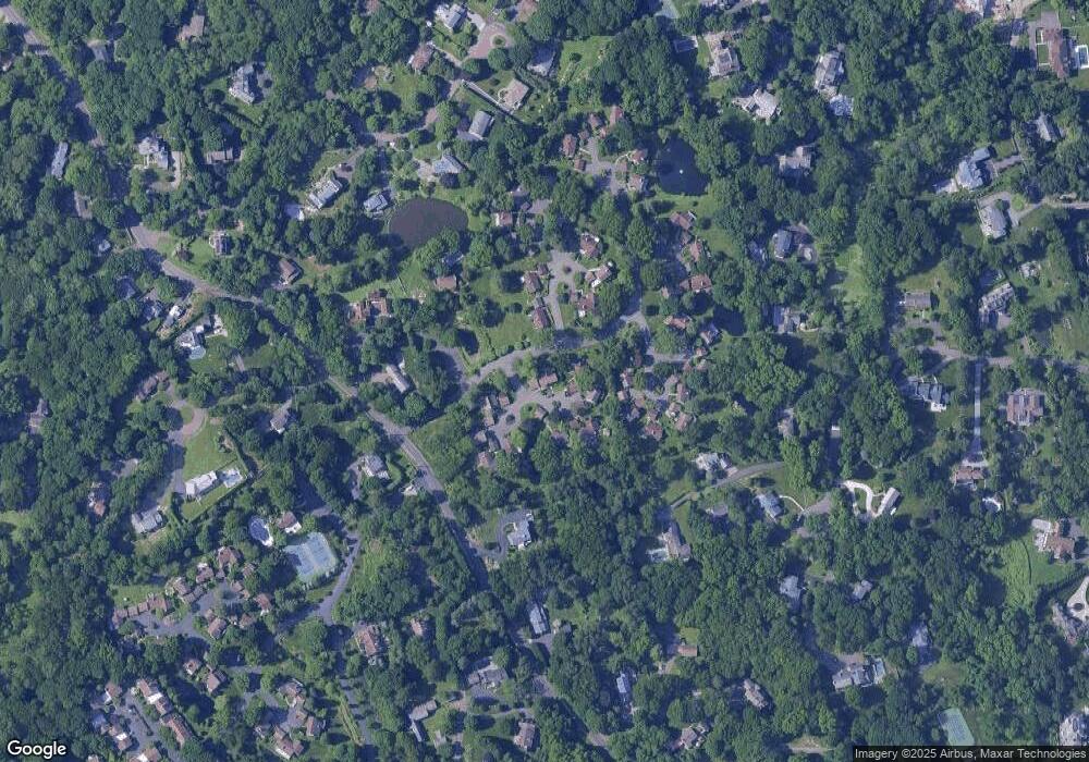 18 E Lyon Farm Dr unit 18, Greenwich, CT 06831 - photo 1