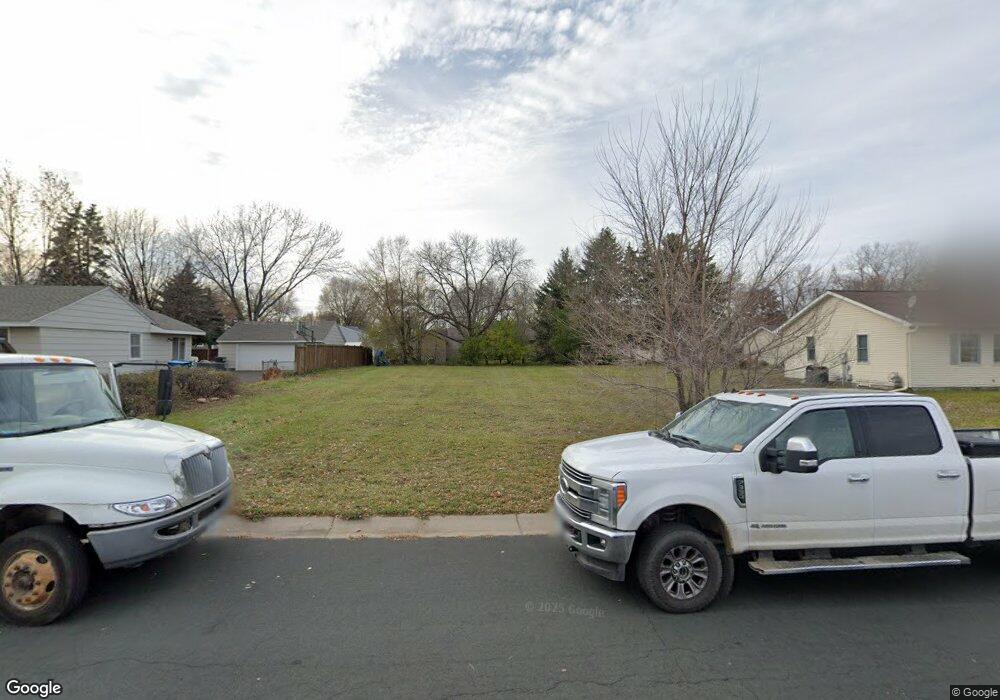 9567 Nathan Ln N, Maple Grove, MN 55369 - photo 1