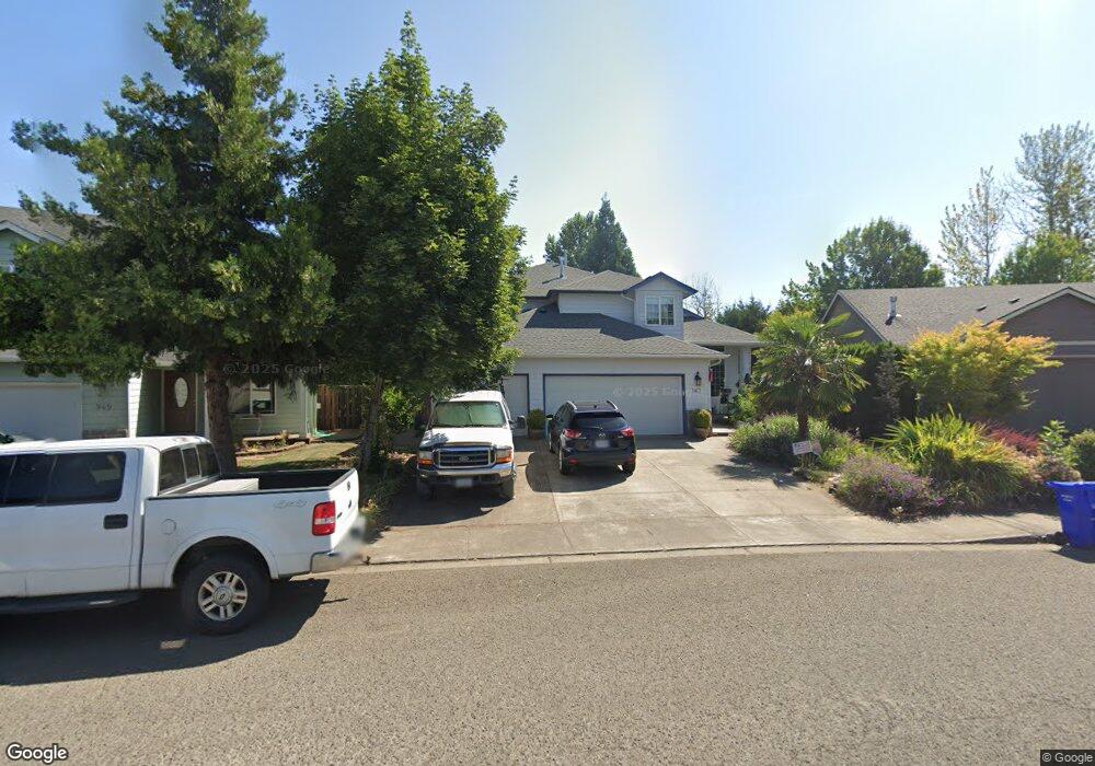 943 Mountain View Ln, Molalla, OR 97038 - photo 1