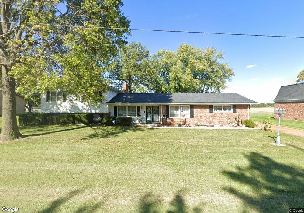 410 Su Andra Dr, Collinsville, IL 62234 - photo 1