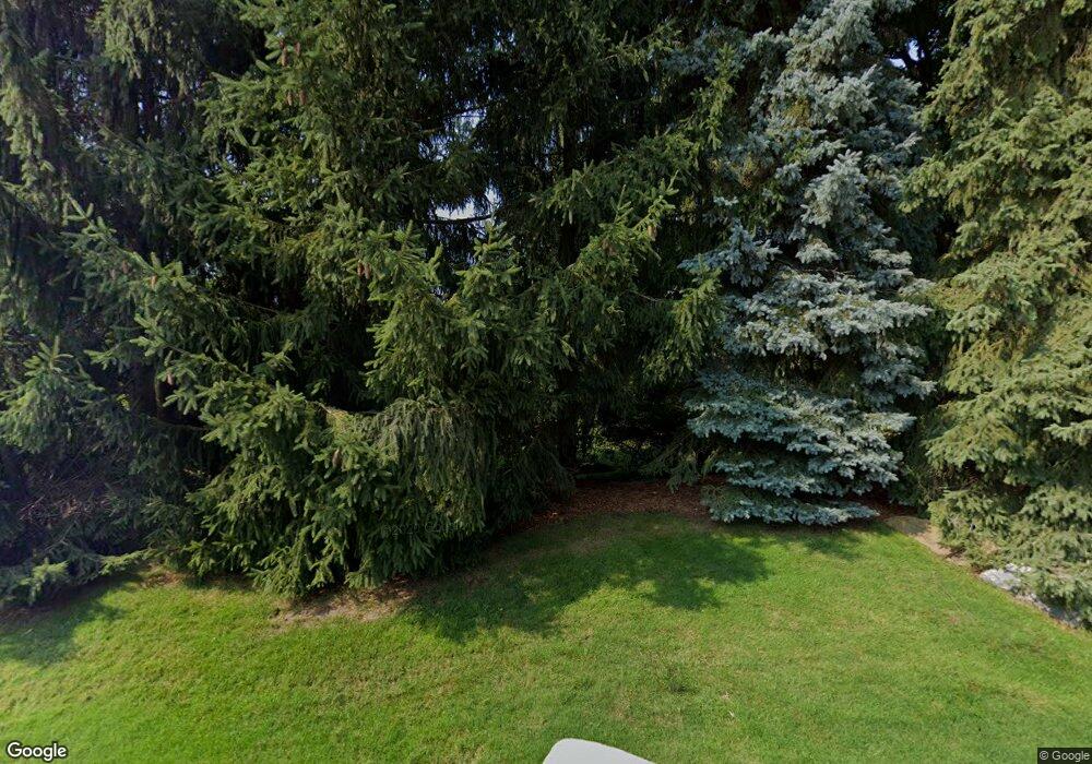 1781 Rathmor Rd, Bloomfield Hills, MI 48304 - photo 1