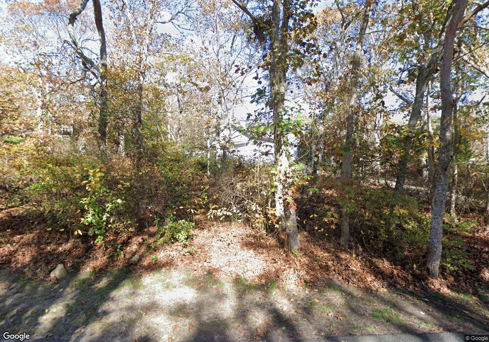 16 Sengekontacket Rd, Oak Bluffs, MA 02557 - photo 1