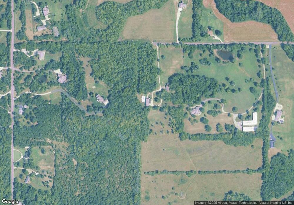 4843 SW 49th St, Topeka, KS 66610 - photo 1