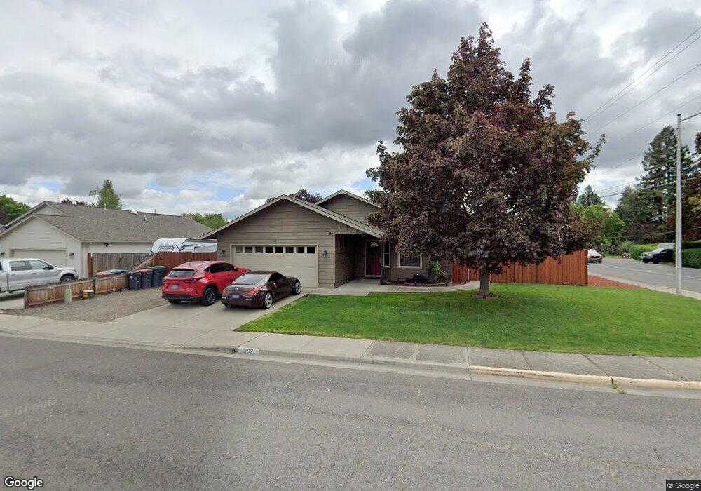 1382 Greentree Way, Central Point, OR 97502 - photo 1