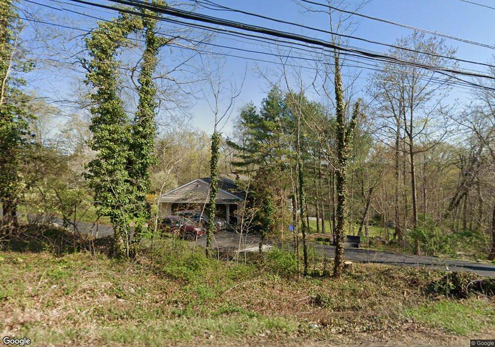 4 Iris Ln, Tuxedo Park, NY 10987 - photo 1