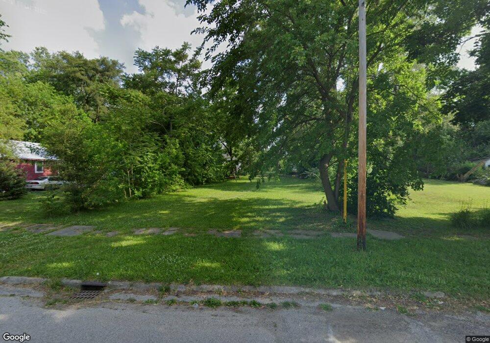 2400 Woodrow Ave, Flint, MI 48506 - photo 1