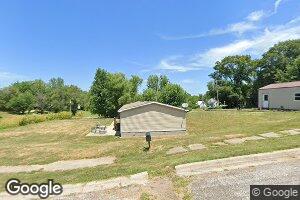 645 Front St, Barry, IL 62312