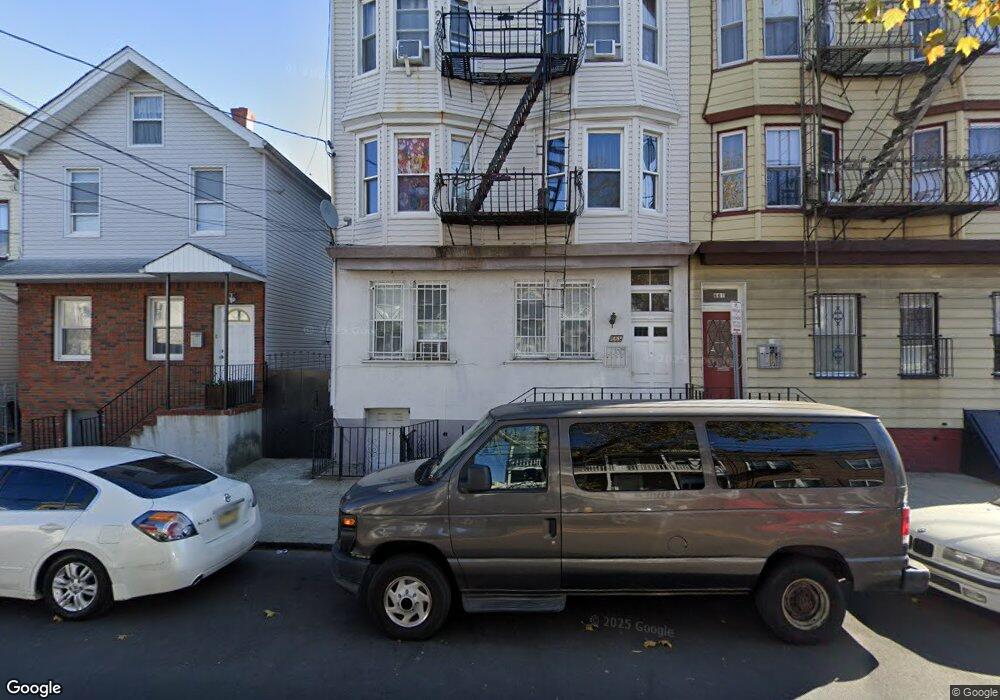 663 N 6th St, Newark, NJ 07107 - photo 1