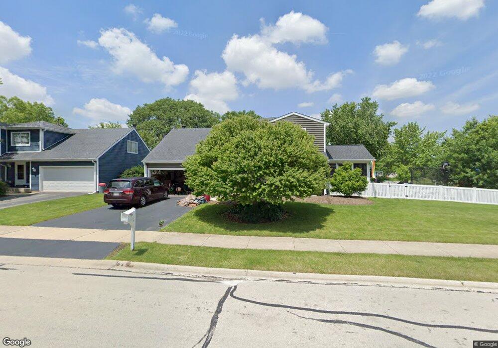 1229 Natchez Trace Cir, Naperville, IL 60540 - photo 1