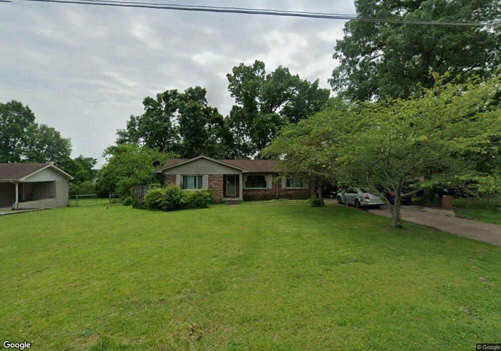 1302 Mockingbird Dr, Shelbyville, TN 37160 - photo 1