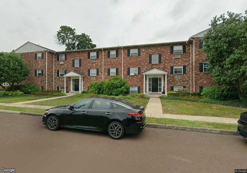 212 E Mount Vernon St unit 17, Lansdale, PA 19446 - photo 1