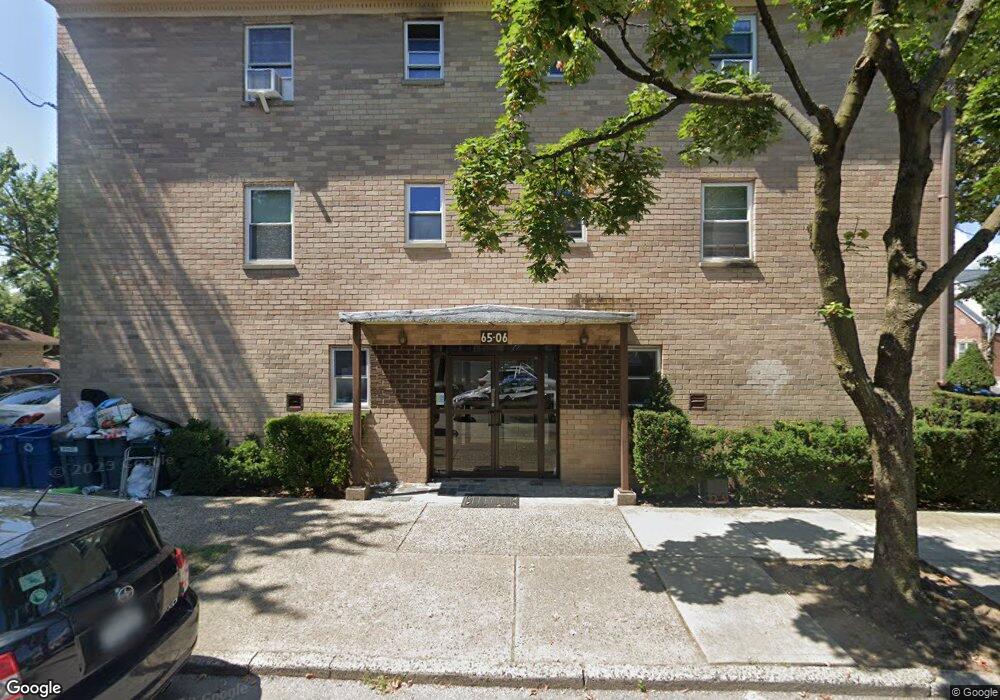 6506 163rd St, Flushing, NY 11365 - photo 1